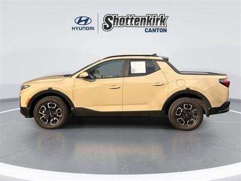 Used 2023 Hyundai Santa Cruz SEL Premium image 5