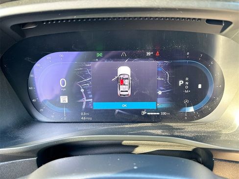 Used 2025 Volvo XC40 B5 Ultra w/ Protection Package Premier image 12