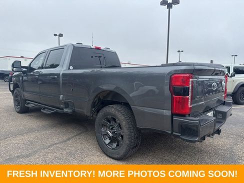 Used 2023 Ford F350 Lariat w/ Lariat Ultimate Package AWD/4WD image 4