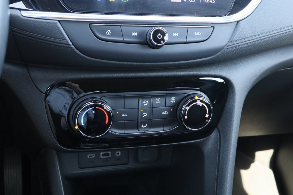 Certified 2023 Buick Encore GX Preferred FWD image 17