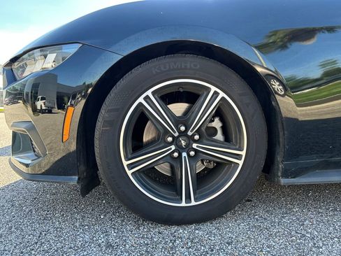 Used 2024 Ford Mustang Premium RWD image 7