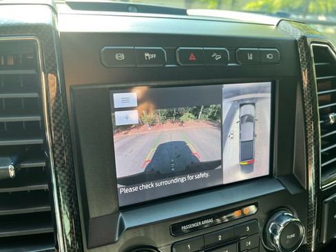 Used 2021 Ford F250 Lariat w/ Lariat Ultimate Package AWD/4WD image 32