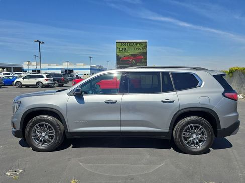 Used 2025 GMC Acadia Elevation image 27