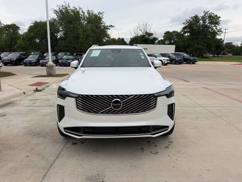 Certified 2026 Volvo XC90 T8 Ultra AWD/4WD image 8