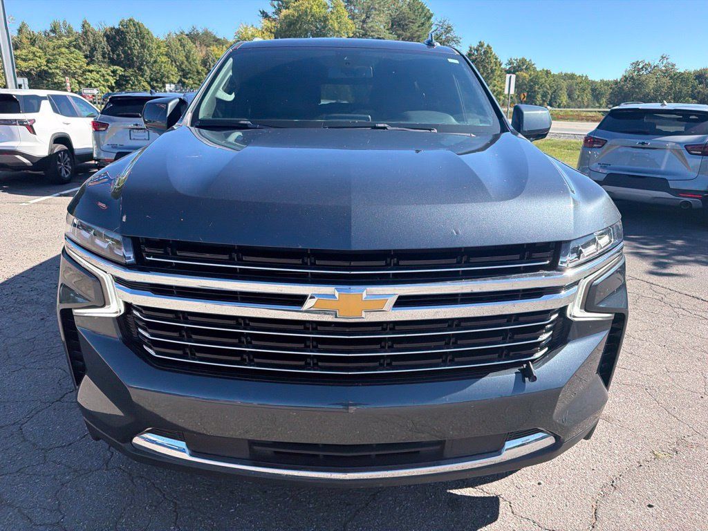 Used 2021 Chevrolet Tahoe LT w/ Rear Media and Nav Package AWD/4WD image 2