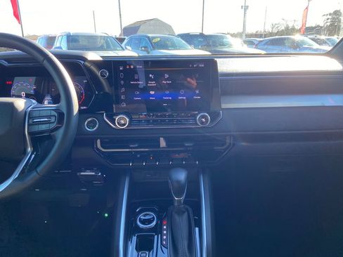 Used 2024 Chevrolet Colorado LT w/ LT Convenience Package II image 22