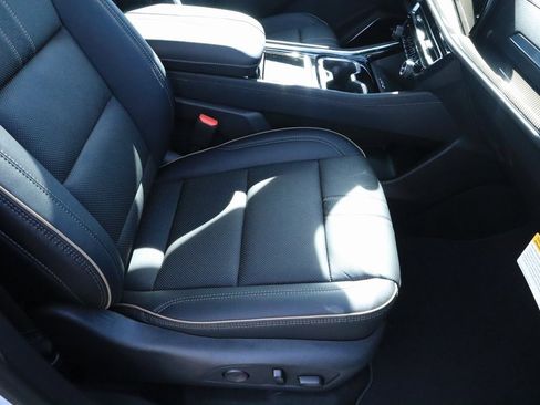 New 2026 Chevrolet Traverse High Country image 15