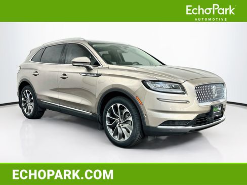 Used 2021 Lincoln Nautilus Reserve w/ Equipment Group 201A AWD/4WD image 1