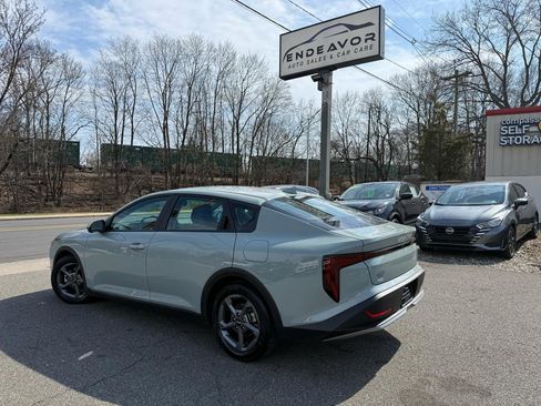 Used 2025 Kia K4 LXS image 5