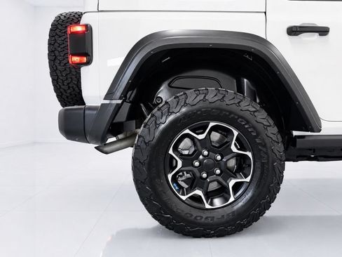 Used 2023 Jeep Wrangler Unlimited Rubicon 4xe w/ Steel Bumper Group AWD/4WD image 12
