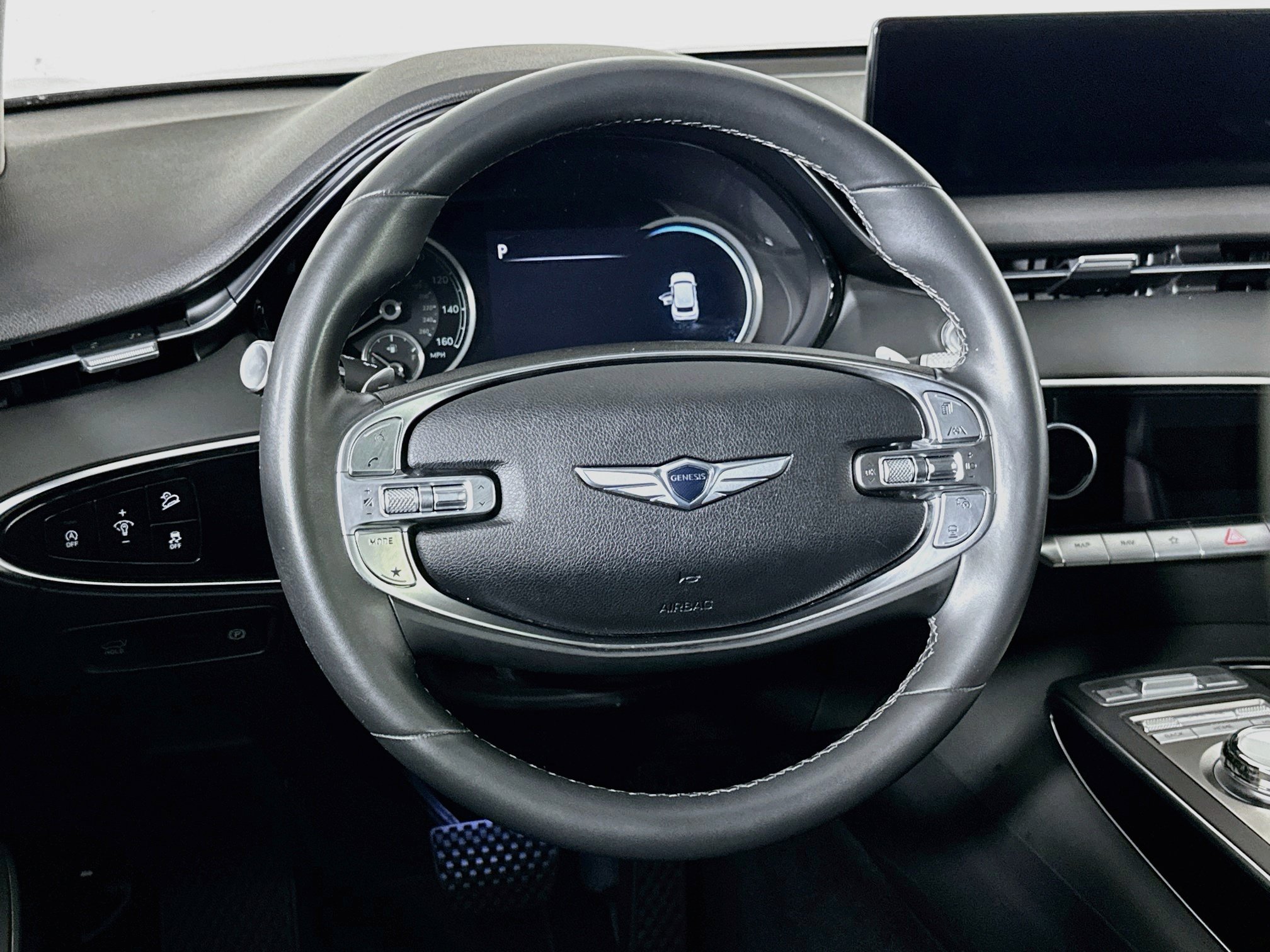 Used 2025 Genesis GV70 2.5T AWD/4WD image 18