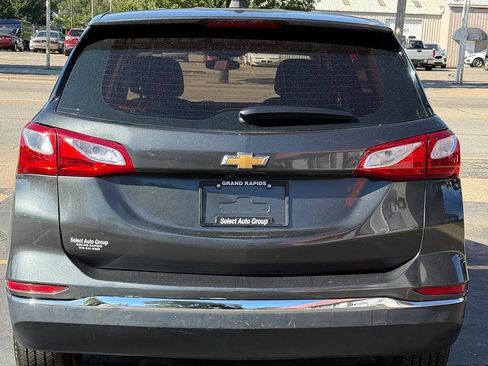 Used 2018 Chevrolet Equinox LS image 8