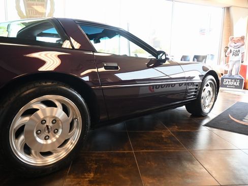 Used 1993 Chevrolet Corvette Coupe image 8