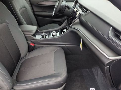 New 2026 Jeep Grand Cherokee Laredo X image 28