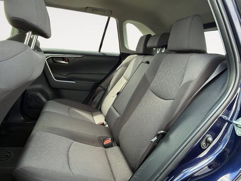 Used 2025 Toyota RAV4 XLE w/ Convenience Package image 16