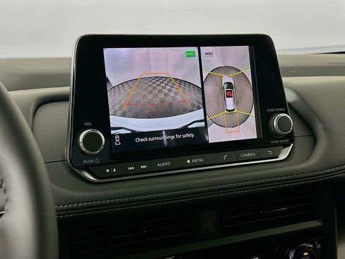New 2026 Nissan Rogue SV AWD/4WD image 18