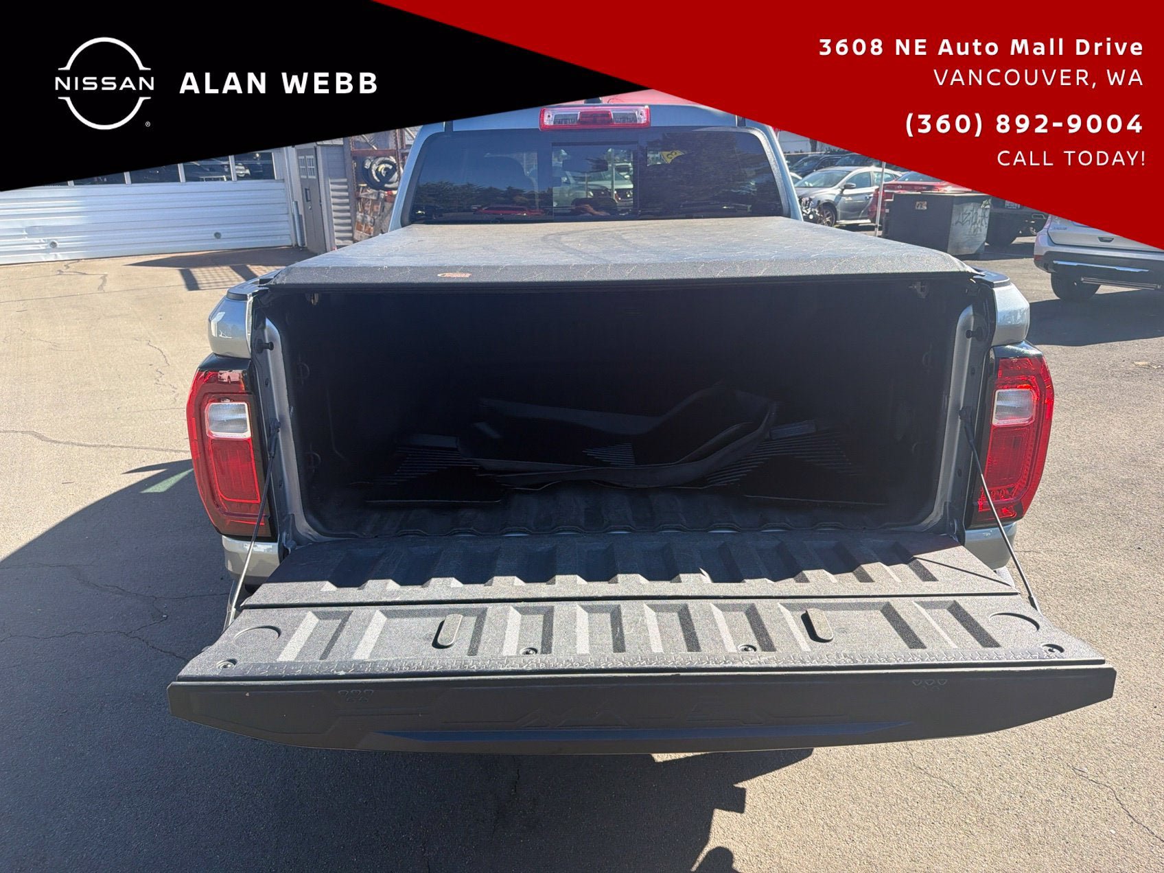 Used 2023 GMC Canyon Denali AWD/4WD image 26
