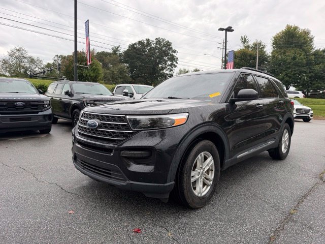 Used 2022 Ford Explorer XLT AWD/4WD image 1