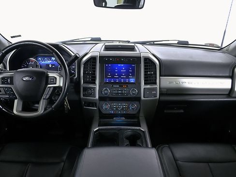 Used 2021 Ford F250 Lariat w/ Lariat Value Package AWD/4WD image 22