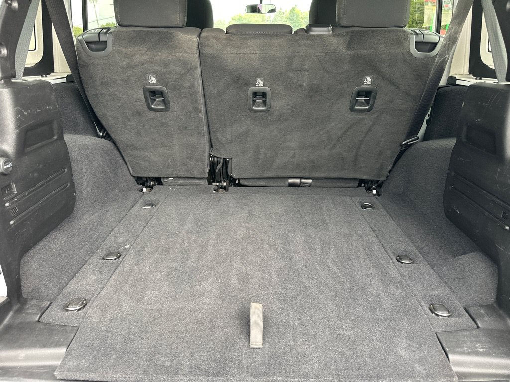Used 2019 Jeep Wrangler Unlimited Sport S AWD/4WD image 19