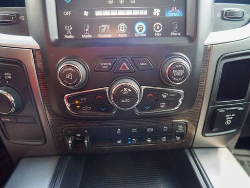 Used 2013 RAM 2500 Limited image 30