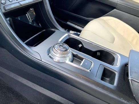 Used 2018 Ford Fusion Titanium FWD image 16