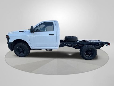 New 2025 RAM 3500 Tradesman image 4