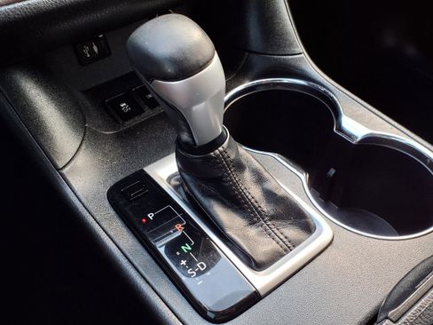 Used 2014 Toyota Highlander Plus image 12