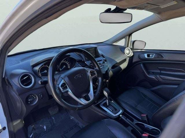 Used 2014 Ford Fiesta Titanium FWD image 21