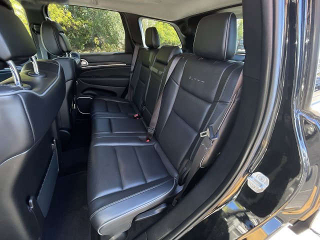 Used 2021 Jeep Grand Cherokee Summit AWD/4WD image 25