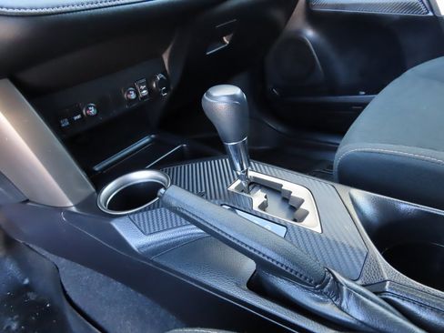 Used 2015 Toyota RAV4 XLE image 18