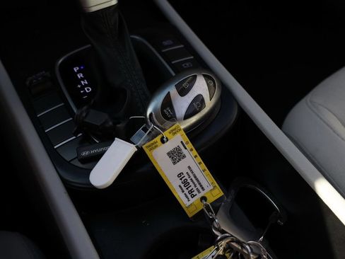 Used 2024 Hyundai Kona SEL FWD image 36