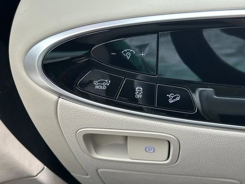 New 2026 Genesis GV70 2.5T Select image 31