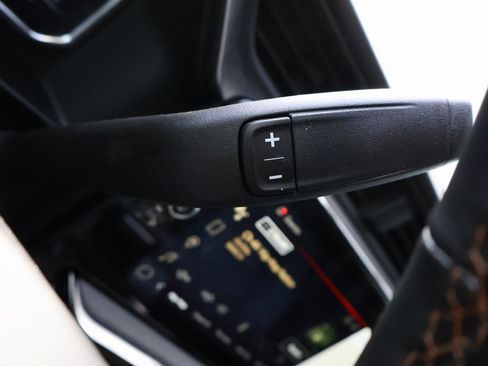 Used 2024 GMC Sierra 2500 AT4 w/ AT4 Premium Plus Package image 37