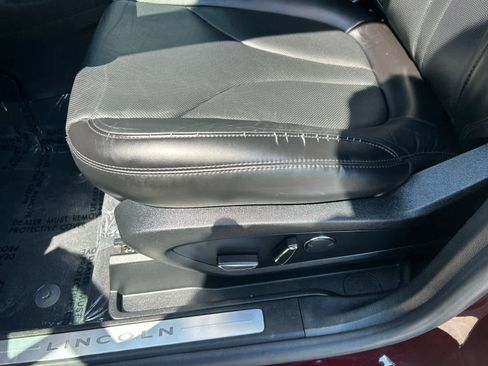 Used 2017 Lincoln MKC Reserve AWD/4WD image 13