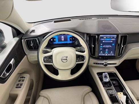 Certified 2024 Volvo XC60 B5 Ultimate AWD/4WD image 22