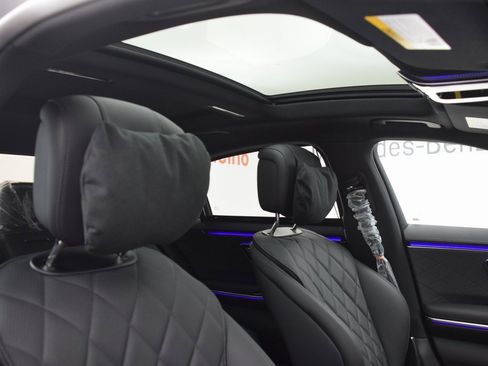 New 2026 Mercedes-Benz S 580 4MATIC Sedan image 17