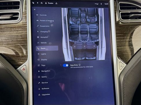 Used 2016 Tesla Model X P90D image 17