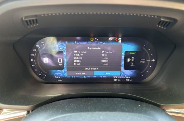 Used 2024 Volvo XC60 T8 Ultimate w/ Protection Package Premier AWD/4WD image 9