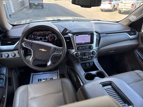 Used 2017 Chevrolet Tahoe LT w/ Luxury Package AWD/4WD image 9