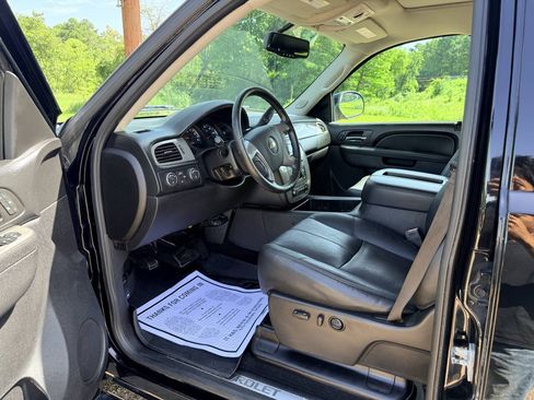 Used 2013 Chevrolet Silverado 1500 LTZ w/ LTZ Plus Package AWD/4WD image 14