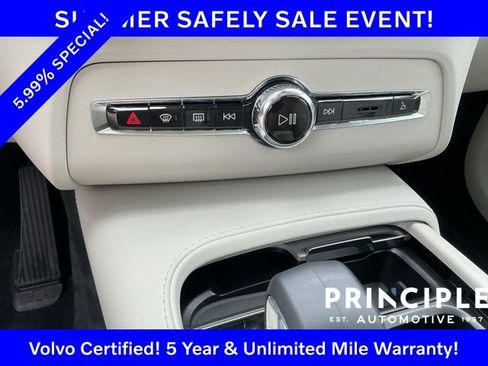 Certified 2023 Volvo XC90 B5 Core w/ Protection Package Premier AWD/4WD image 22