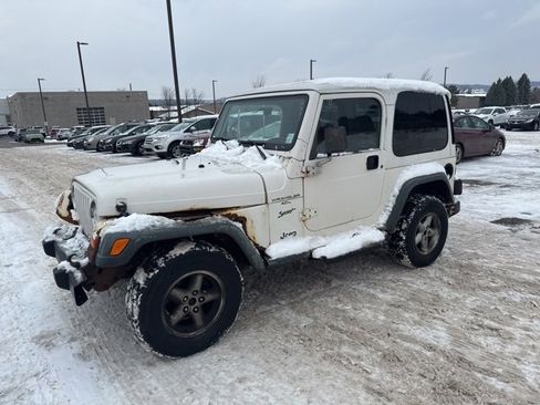Used 2000 Jeep Wrangler Sport image 3