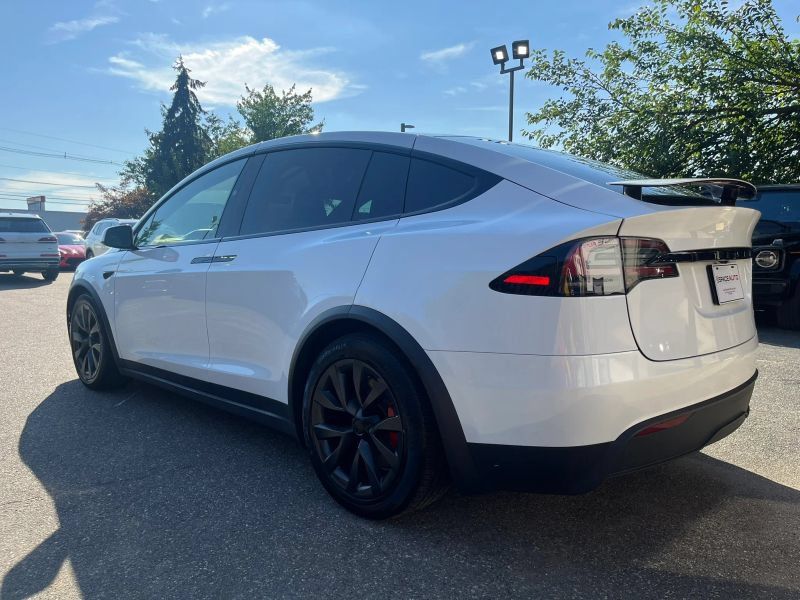 Used 2023 Tesla Model X Plaid AWD/4WD image 5
