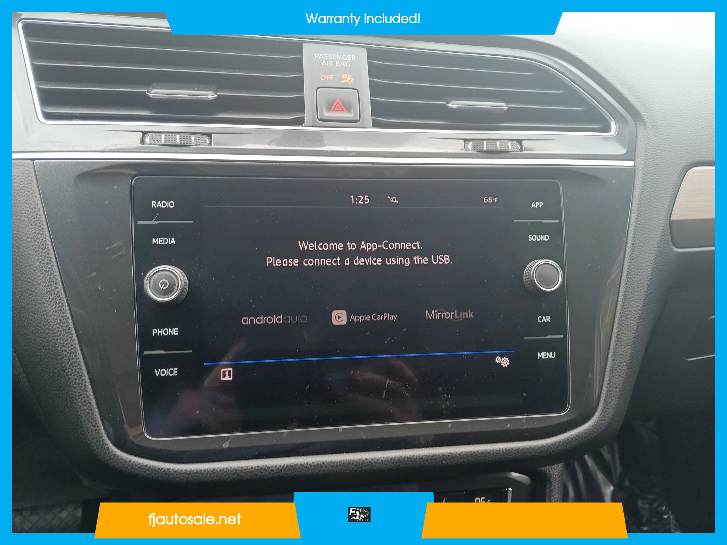 Used 2019 Volkswagen Tiguan SE w/ Panoramic Sunroof Package FWD image 16