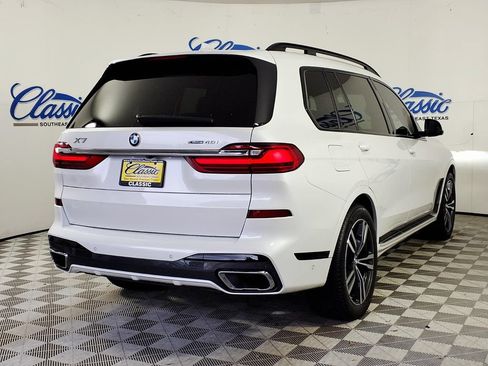 Used 2022 BMW X7 xDrive40i w/ M Sport Package AWD/4WD image 6