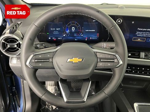 New 2026 Chevrolet Equinox LT image 18