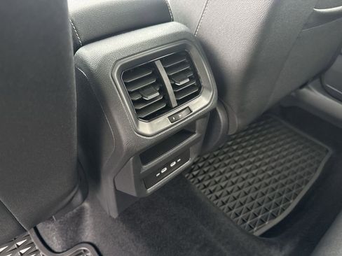 New 2026 Volkswagen Taos SEL AWD/4WD image 29