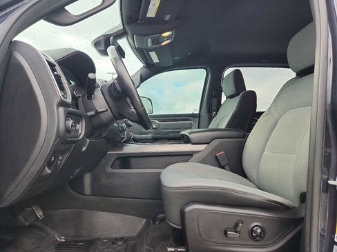 Used 2021 RAM 1500 Big Horn image 13