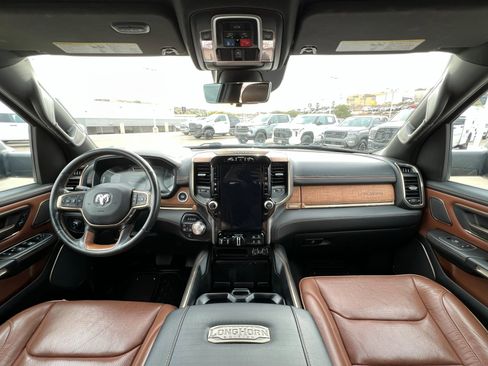 Used 2023 RAM 1500 Limited image 11